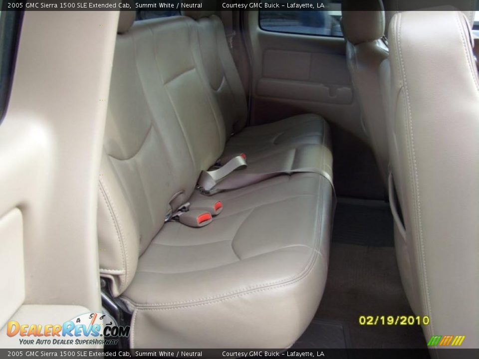 2005 GMC Sierra 1500 SLE Extended Cab Summit White / Neutral Photo #15
