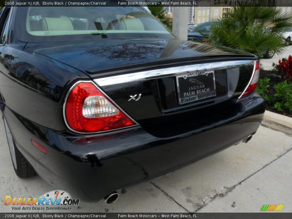 2008 Jaguar XJ XJ8 Ebony Black / Champagne/Charcoal Photo #6
