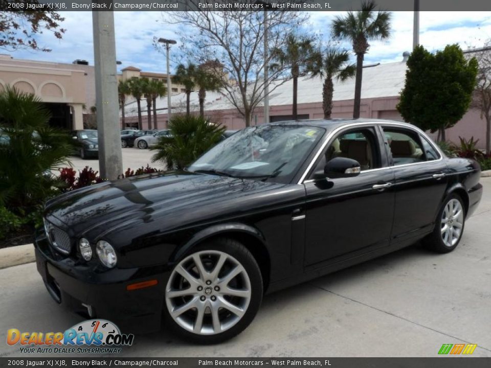 2008 Jaguar XJ XJ8 Ebony Black / Champagne/Charcoal Photo #12