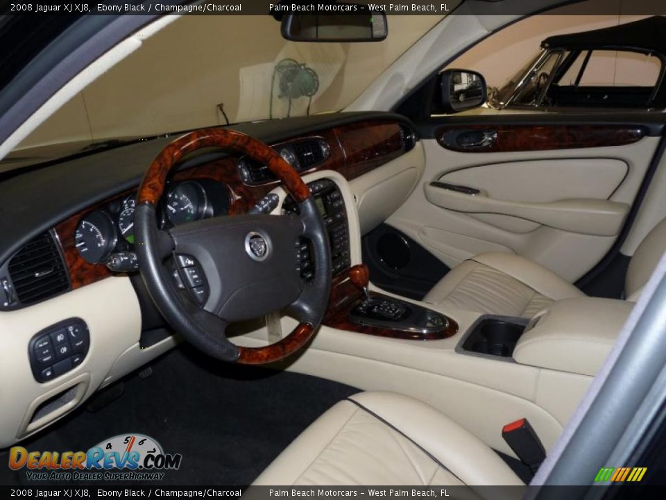 2008 Jaguar XJ XJ8 Ebony Black / Champagne/Charcoal Photo #15