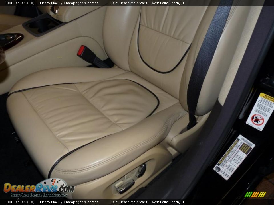 2008 Jaguar XJ XJ8 Ebony Black / Champagne/Charcoal Photo #19