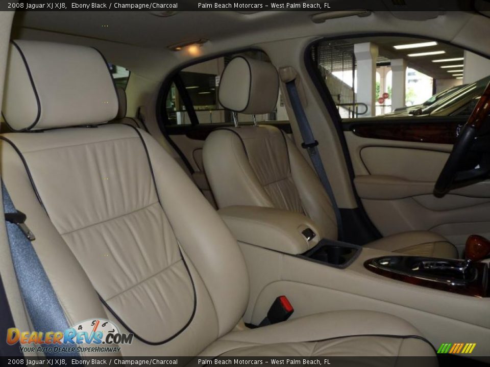 2008 Jaguar XJ XJ8 Ebony Black / Champagne/Charcoal Photo #27