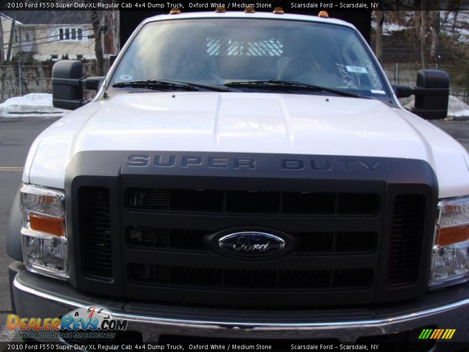 2010 Ford F550 Super Duty XL Regular Cab 4x4 Dump Truck Oxford White / Medium Stone Photo #3