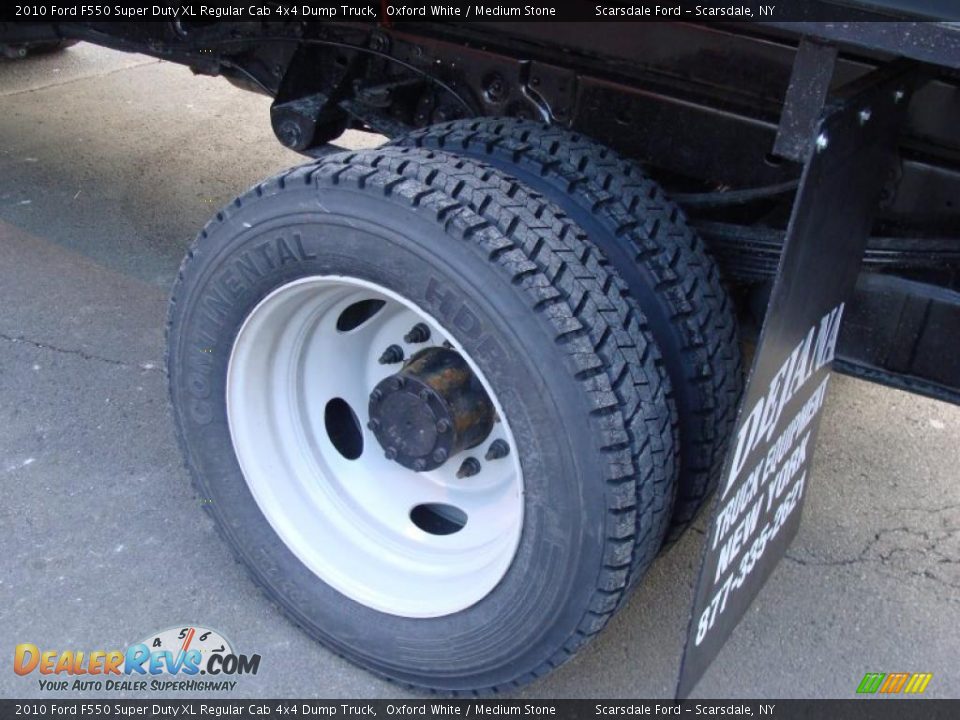2010 Ford F550 Super Duty XL Regular Cab 4x4 Dump Truck Oxford White / Medium Stone Photo #12