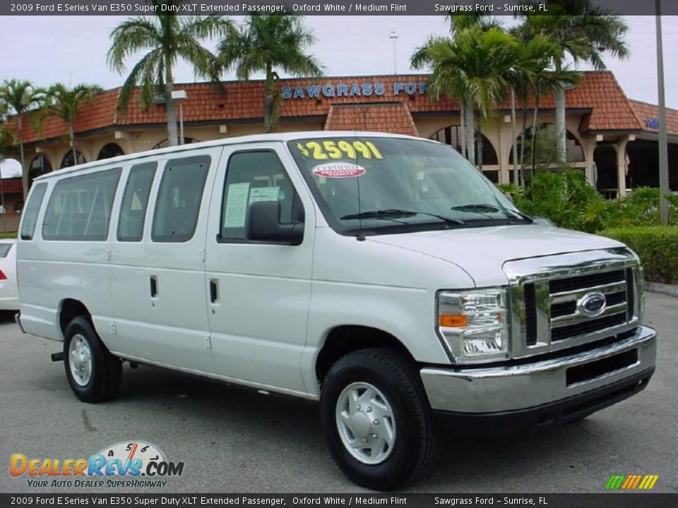 2009 Ford E Series Van E350 Super Duty XLT Extended Passenger Oxford White / Medium Flint Photo #1
