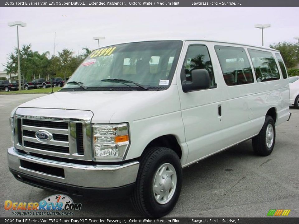 2009 Ford E Series Van E350 Super Duty XLT Extended Passenger Oxford White / Medium Flint Photo #8