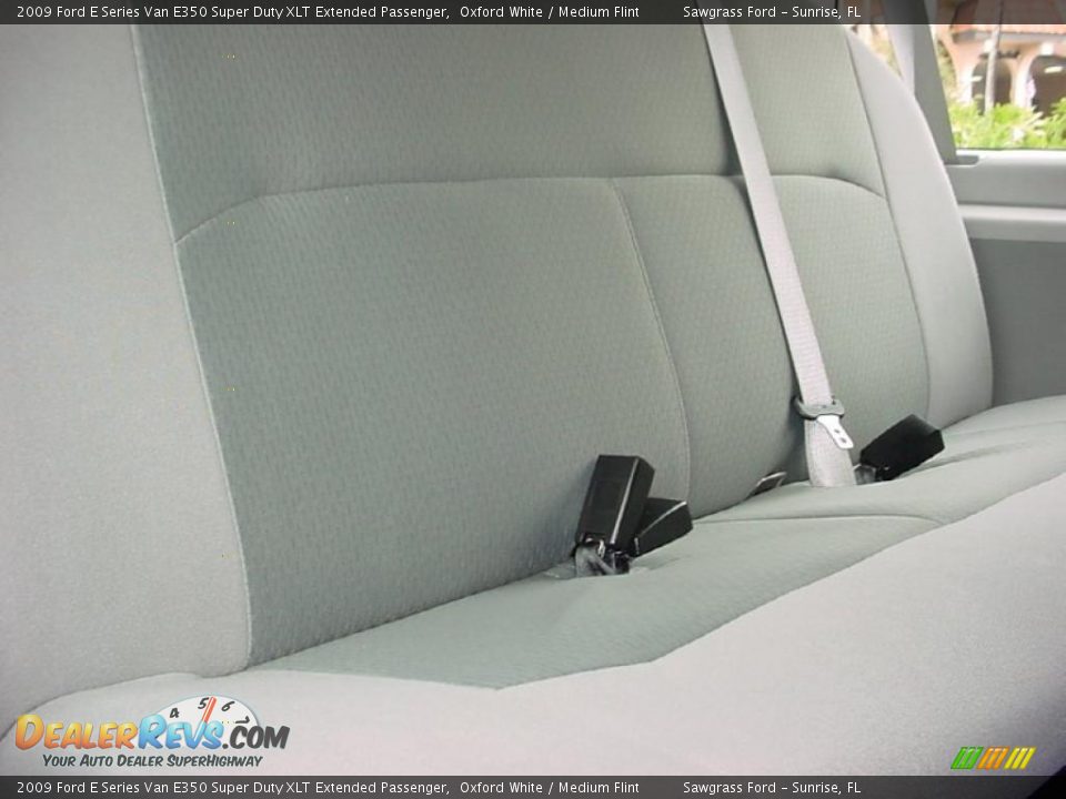 2009 Ford E Series Van E350 Super Duty XLT Extended Passenger Oxford White / Medium Flint Photo #14
