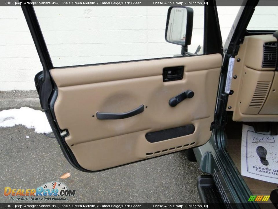 2002 Jeep Wrangler Sahara 4x4 Shale Green Metallic / Camel Beige/Dark Green Photo #15
