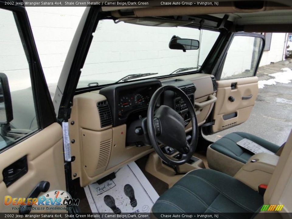 2002 Jeep Wrangler Sahara 4x4 Shale Green Metallic / Camel Beige/Dark Green Photo #21