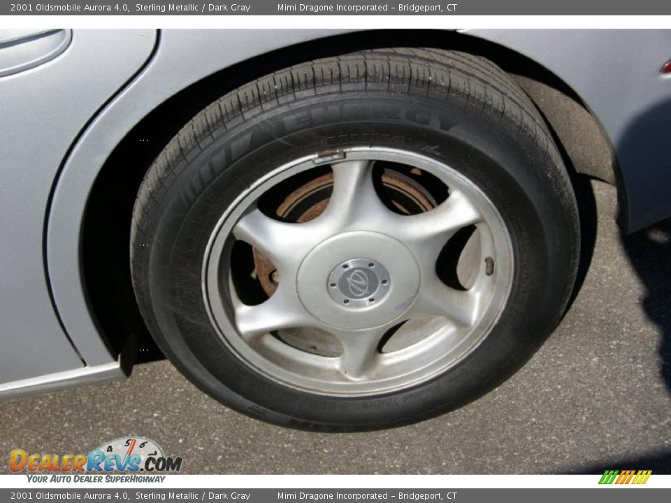 2001 Oldsmobile Aurora 4.0 Sterling Metallic / Dark Gray Photo #8