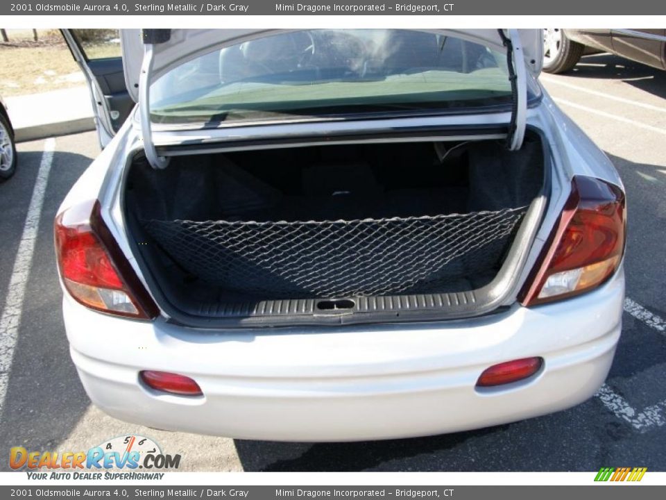 2001 Oldsmobile Aurora 4.0 Sterling Metallic / Dark Gray Photo #9