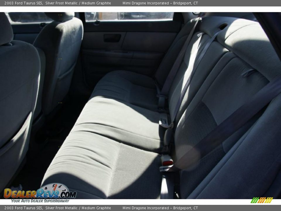 2003 Ford Taurus SES Silver Frost Metallic / Medium Graphite Photo #12