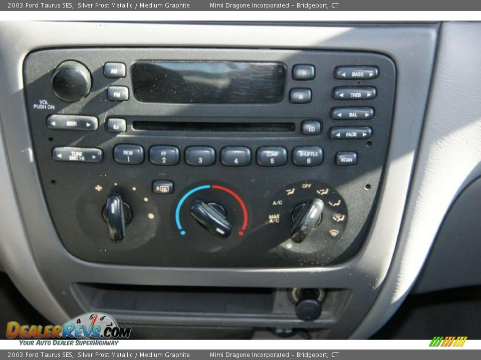2003 Ford Taurus SES Silver Frost Metallic / Medium Graphite Photo #16