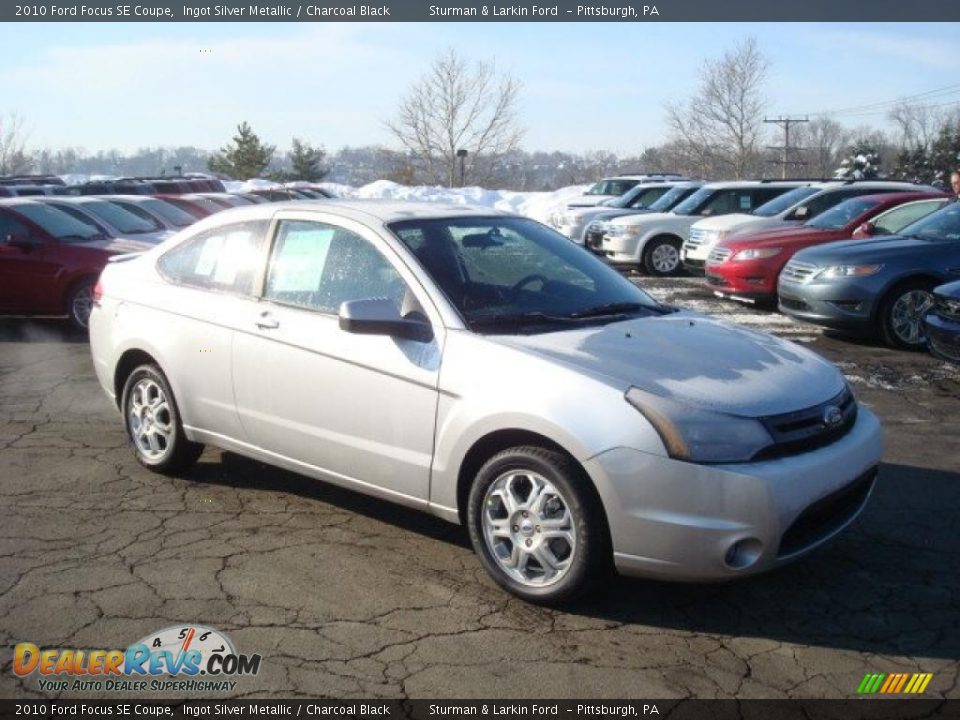 2010 Ford Focus SE Coupe Ingot Silver Metallic / Charcoal Black Photo #1