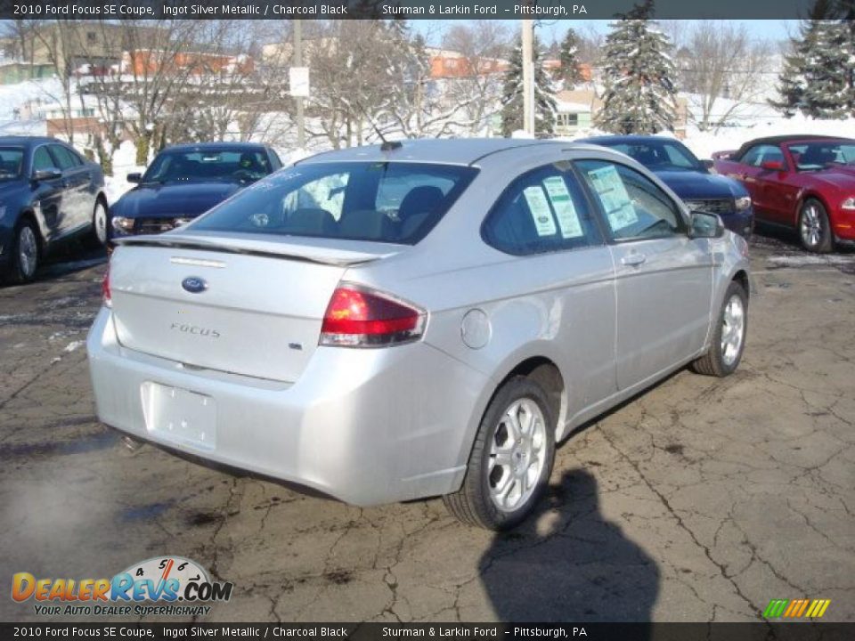 2010 Ford Focus SE Coupe Ingot Silver Metallic / Charcoal Black Photo #3