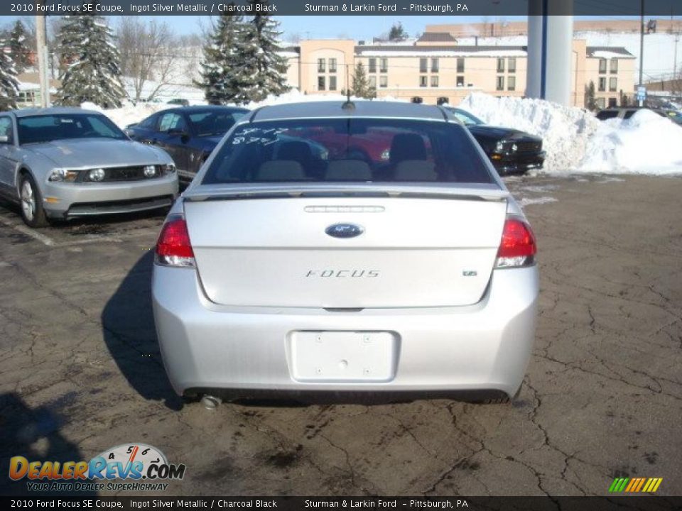 2010 Ford Focus SE Coupe Ingot Silver Metallic / Charcoal Black Photo #4