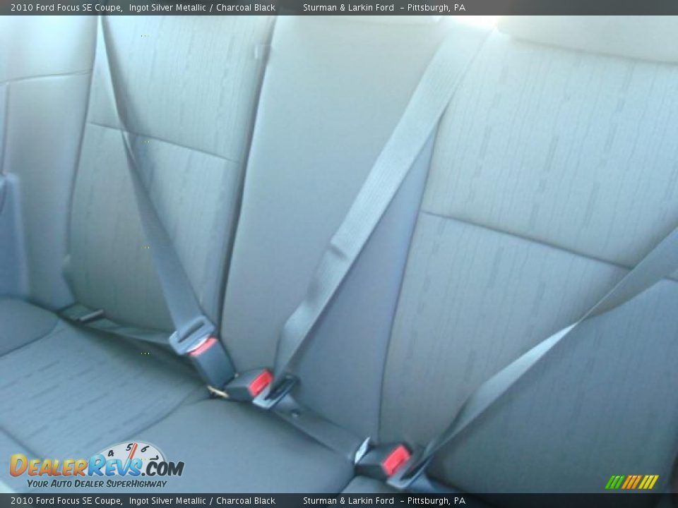 2010 Ford Focus SE Coupe Ingot Silver Metallic / Charcoal Black Photo #11