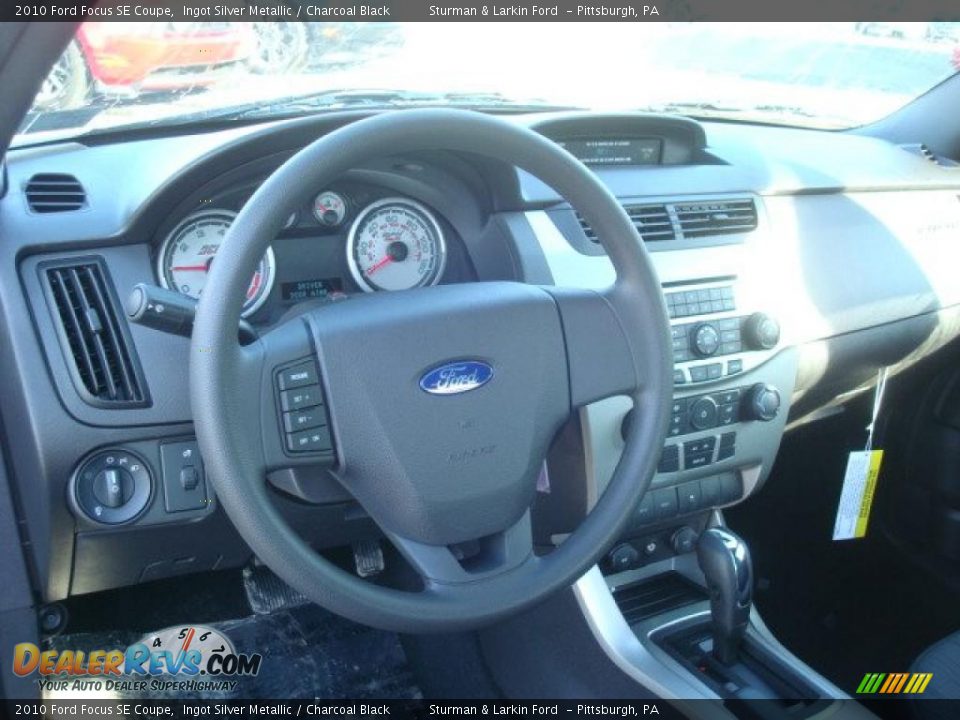 2010 Ford Focus SE Coupe Ingot Silver Metallic / Charcoal Black Photo #12