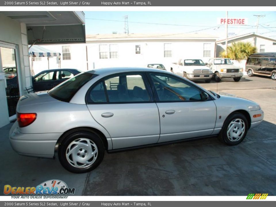 2000 Saturn S Series SL2 Sedan Light Silver / Gray Photo #6