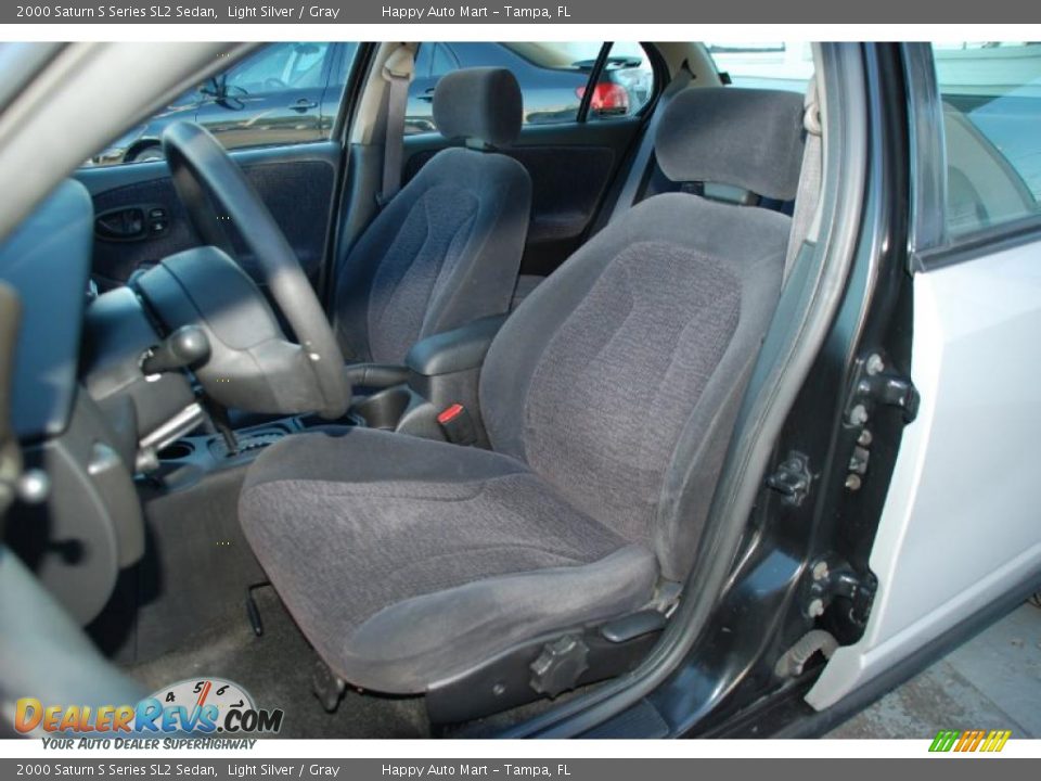 2000 Saturn S Series SL2 Sedan Light Silver / Gray Photo #16