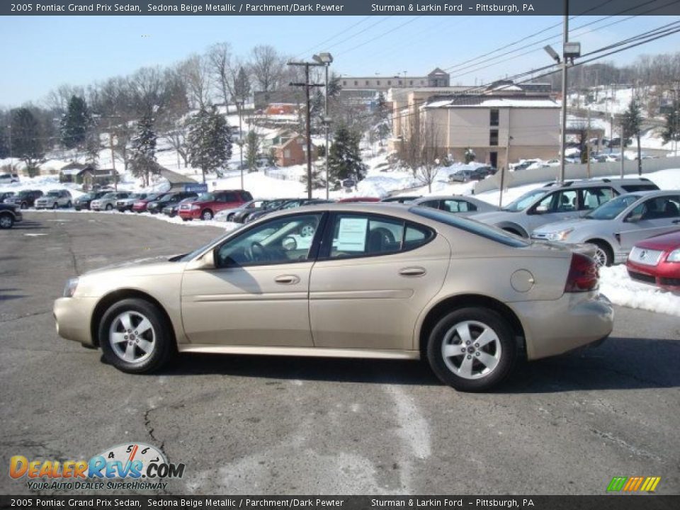 2005 Pontiac Grand Prix Sedan Sedona Beige Metallic / Parchment/Dark Pewter Photo #6