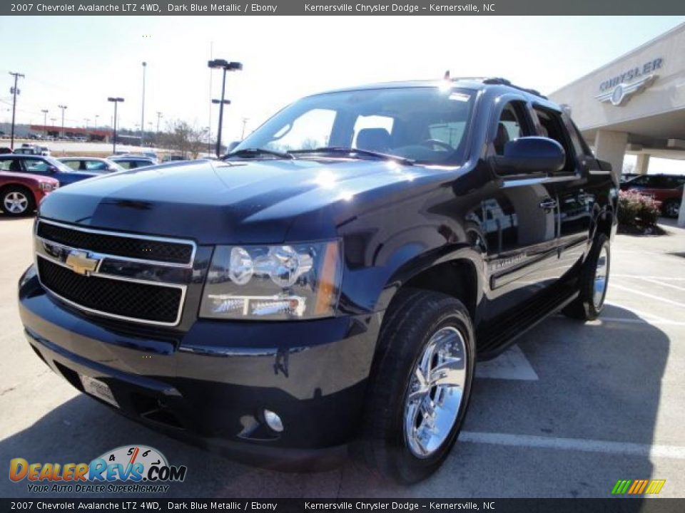 2007 Chevrolet Avalanche LTZ 4WD Dark Blue Metallic / Ebony Photo #7