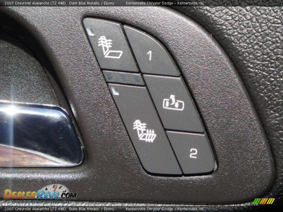 2007 Chevrolet Avalanche LTZ 4WD Dark Blue Metallic / Ebony Photo #27