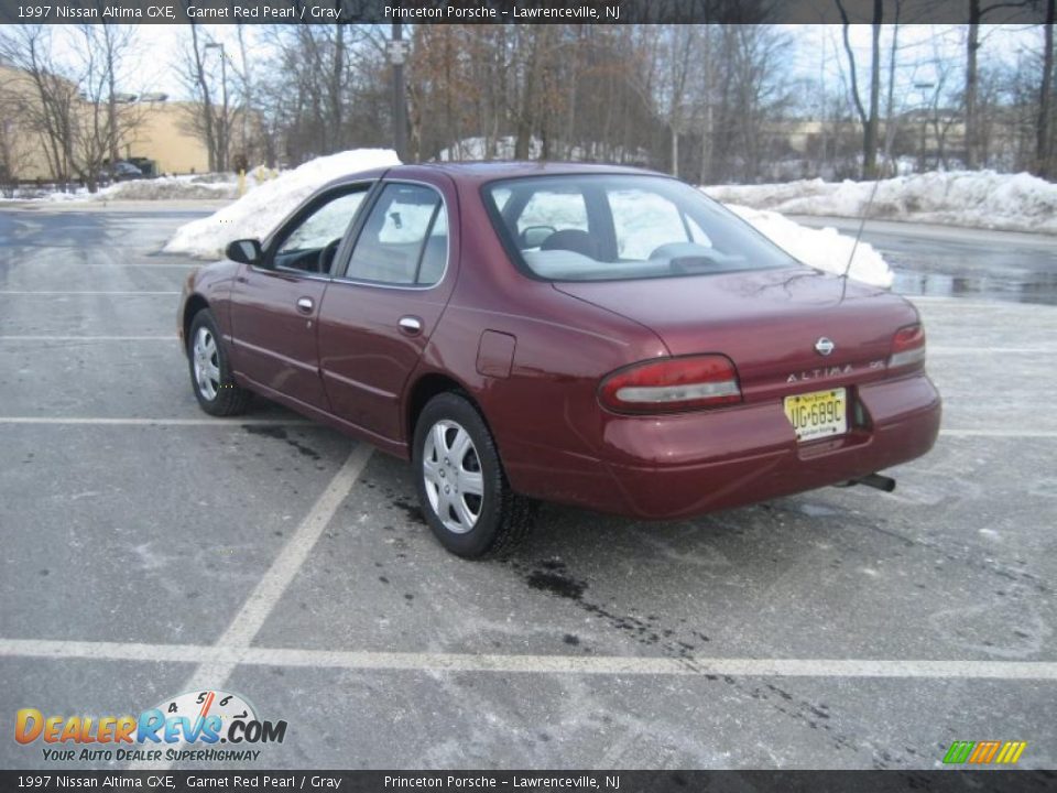 1997 Nissan Altima GXE Garnet Red Pearl / Gray Photo #4