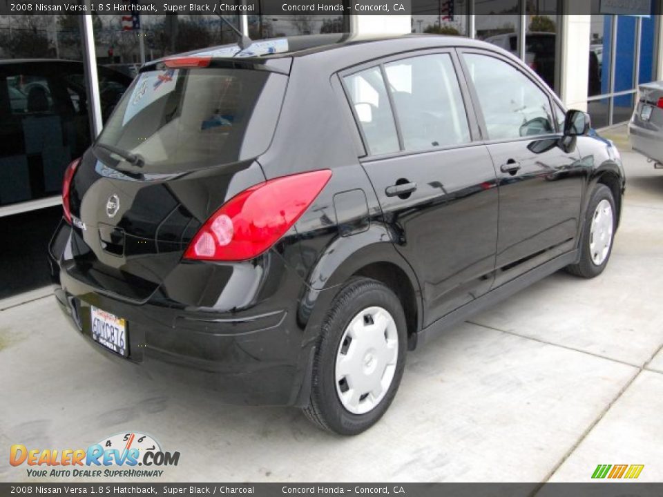 2008 Nissan Versa 1.8 S Hatchback Super Black / Charcoal Photo #3
