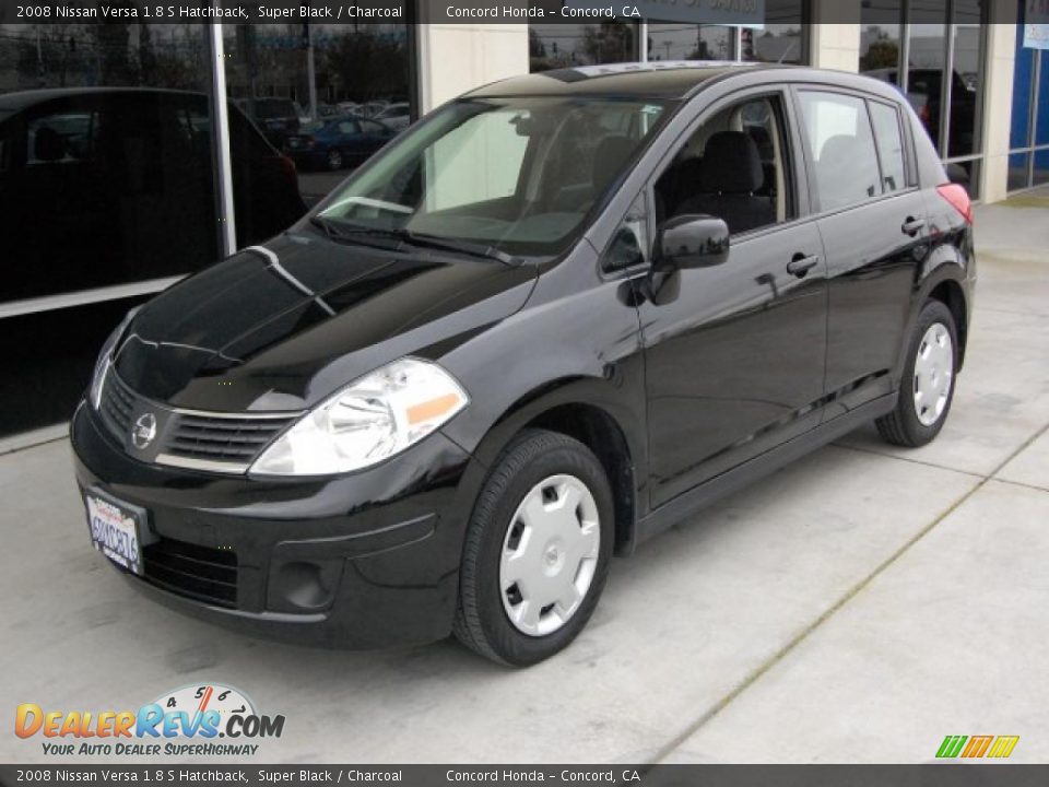 2008 Nissan Versa 1.8 S Hatchback Super Black / Charcoal Photo #7