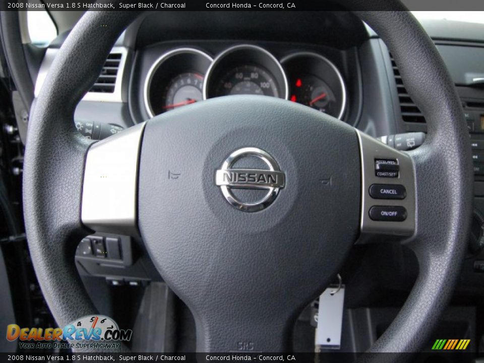 2008 Nissan Versa 1.8 S Hatchback Super Black / Charcoal Photo #20