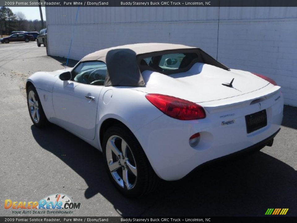 2009 Pontiac Solstice Roadster Pure White / Ebony/Sand Photo #6