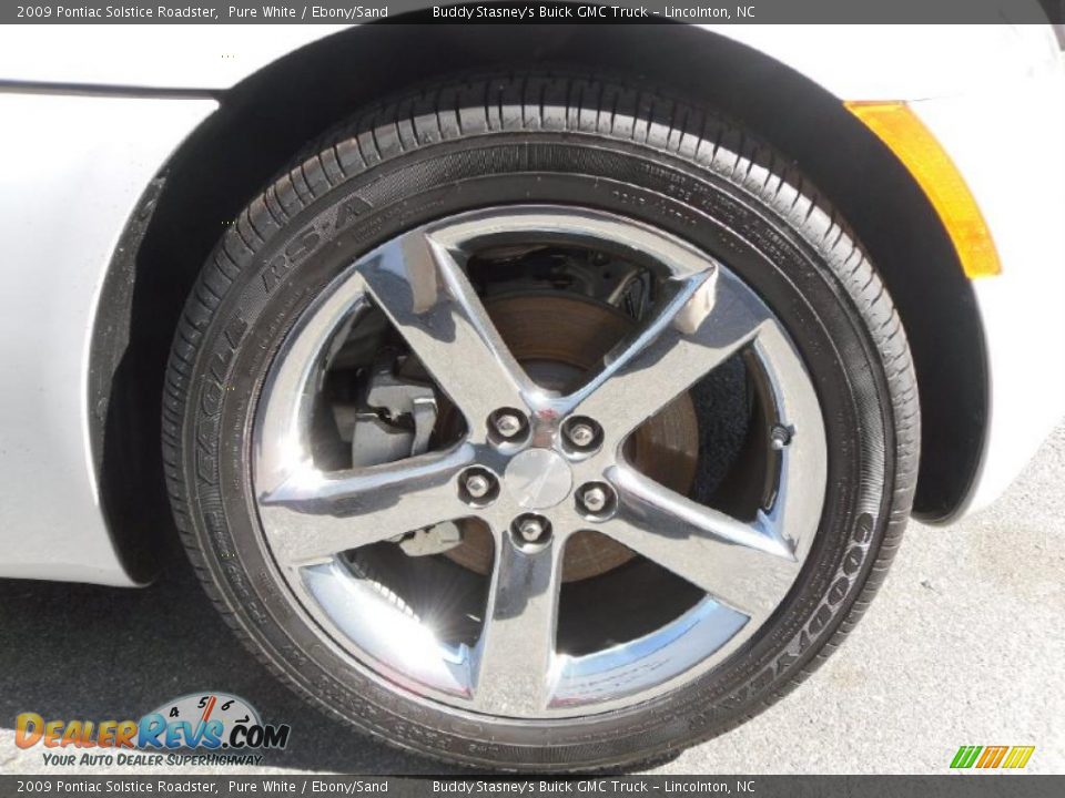 2009 Pontiac Solstice Roadster Pure White / Ebony/Sand Photo #22