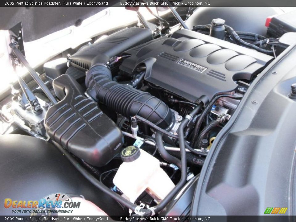 2009 Pontiac Solstice Roadster Pure White / Ebony/Sand Photo #25
