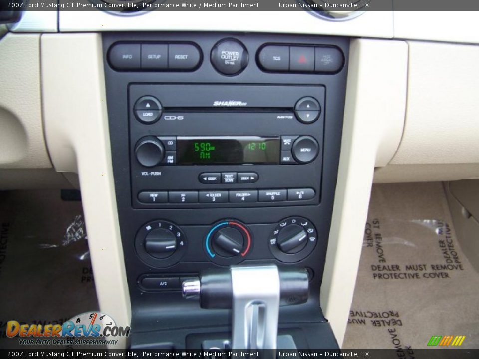 2007 Ford Mustang GT Premium Convertible Performance White / Medium Parchment Photo #11