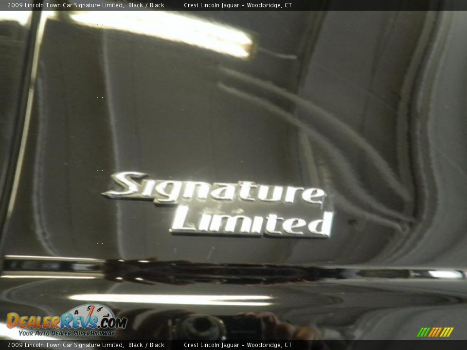 2009 Lincoln Town Car Signature Limited Black / Black Photo #13