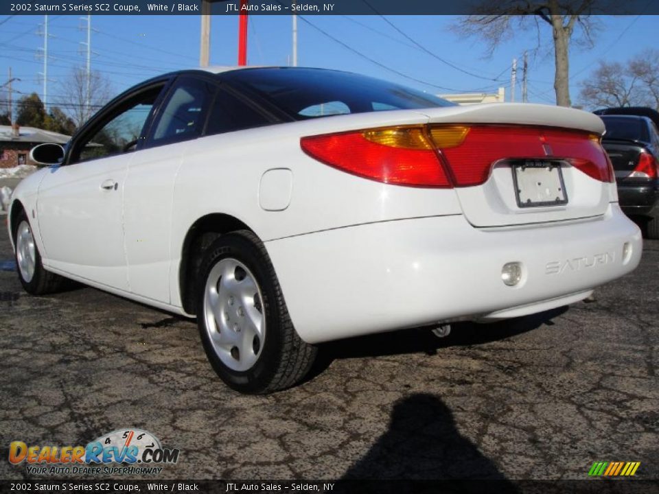 2002 Saturn S Series SC2 Coupe White / Black Photo #3