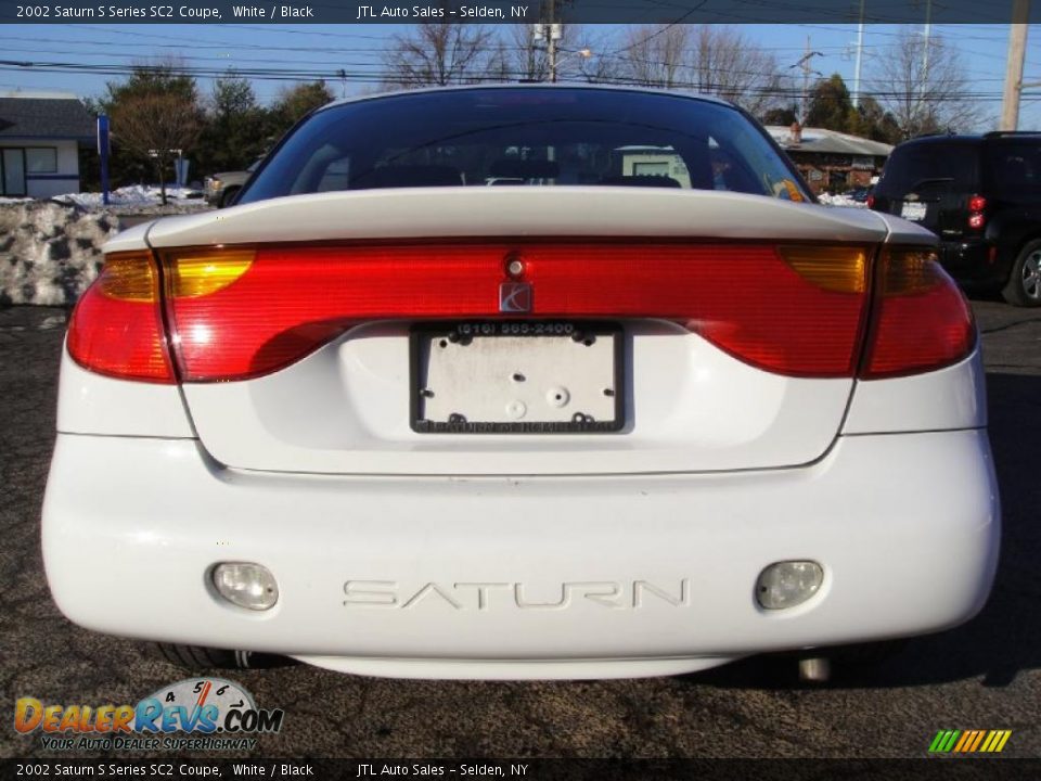 2002 Saturn S Series SC2 Coupe White / Black Photo #4