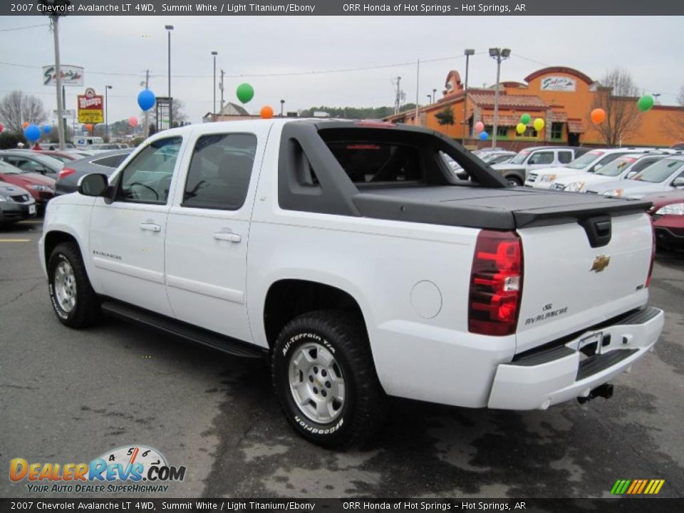 2007 Chevrolet Avalanche LT 4WD Summit White / Light Titanium/Ebony Photo #3