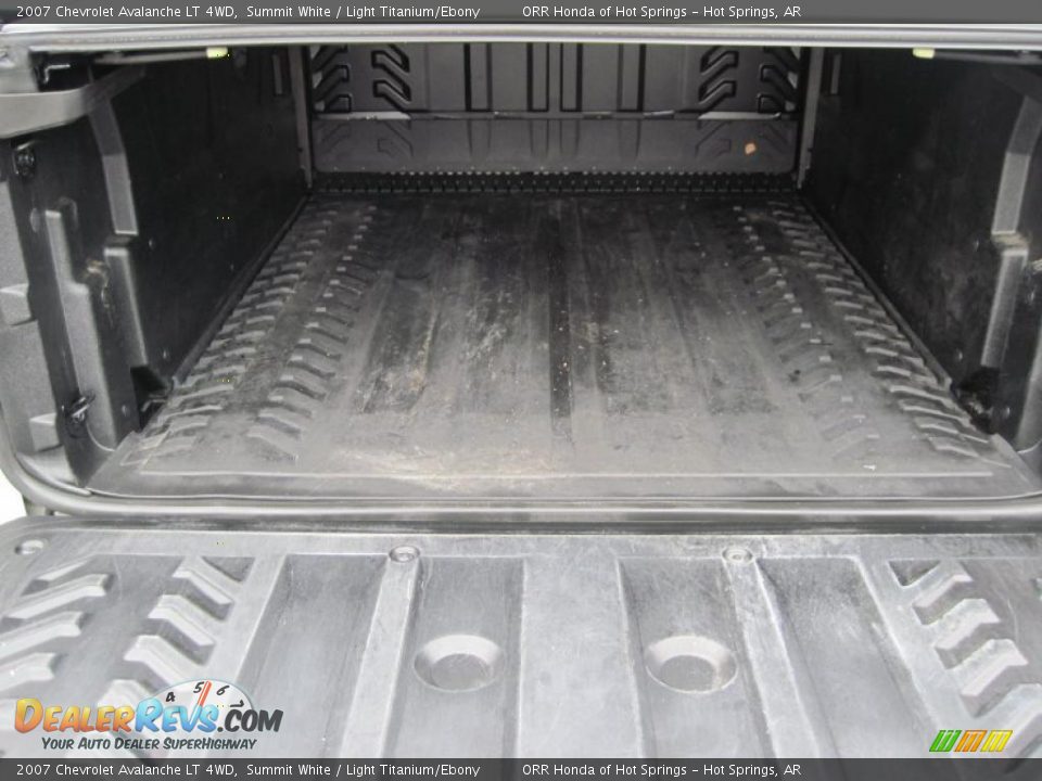 2007 Chevrolet Avalanche LT 4WD Summit White / Light Titanium/Ebony Photo #15