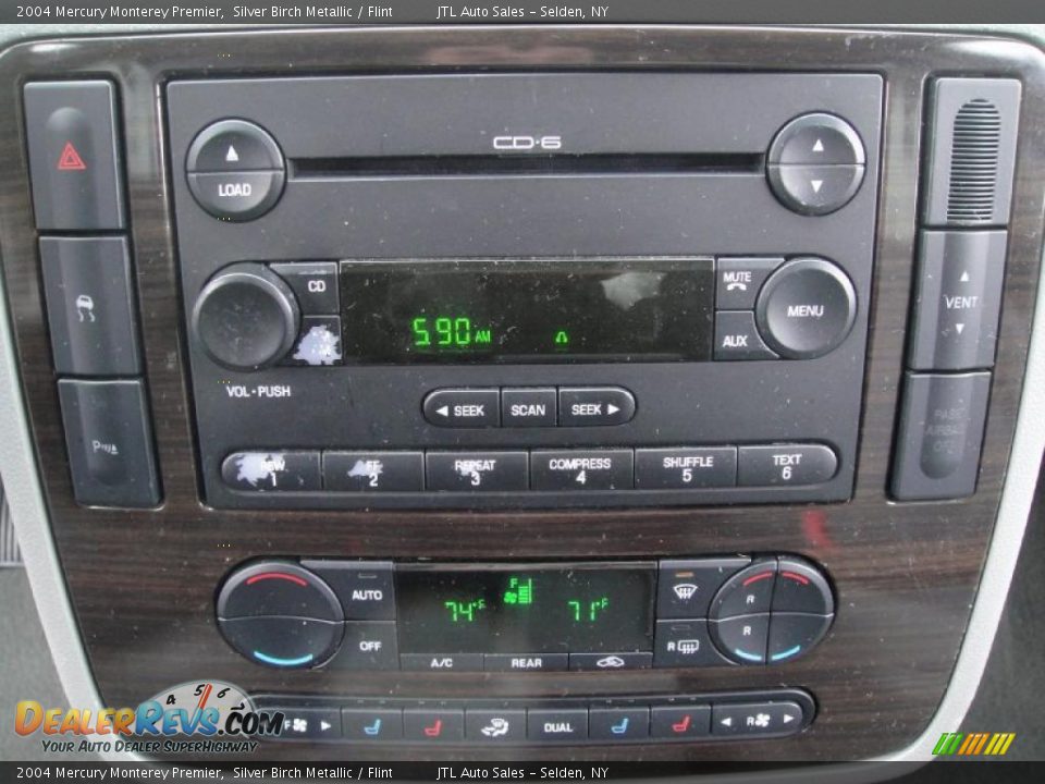 2004 Mercury Monterey Premier Silver Birch Metallic / Flint Photo #15