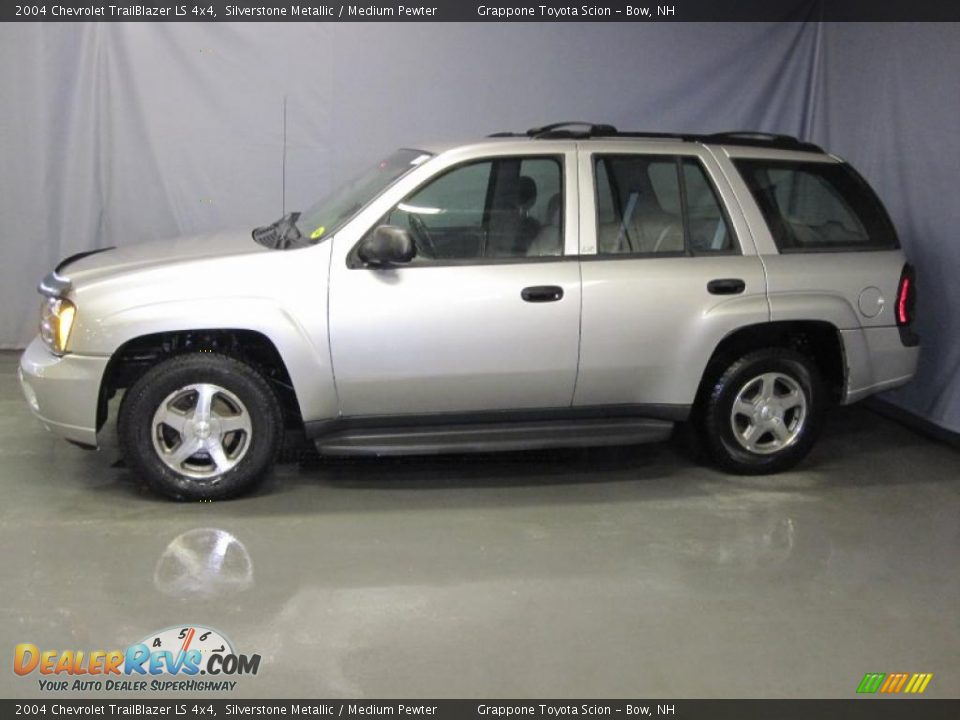 2004 Chevrolet TrailBlazer LS 4x4 Silverstone Metallic / Medium Pewter Photo #2