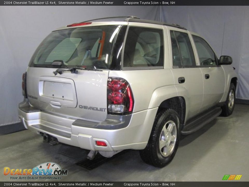 2004 Chevrolet TrailBlazer LS 4x4 Silverstone Metallic / Medium Pewter Photo #3