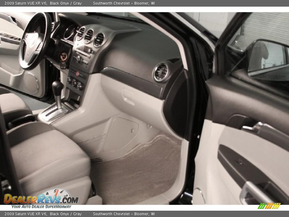 2009 Saturn VUE XR V6 Black Onyx / Gray Photo #4