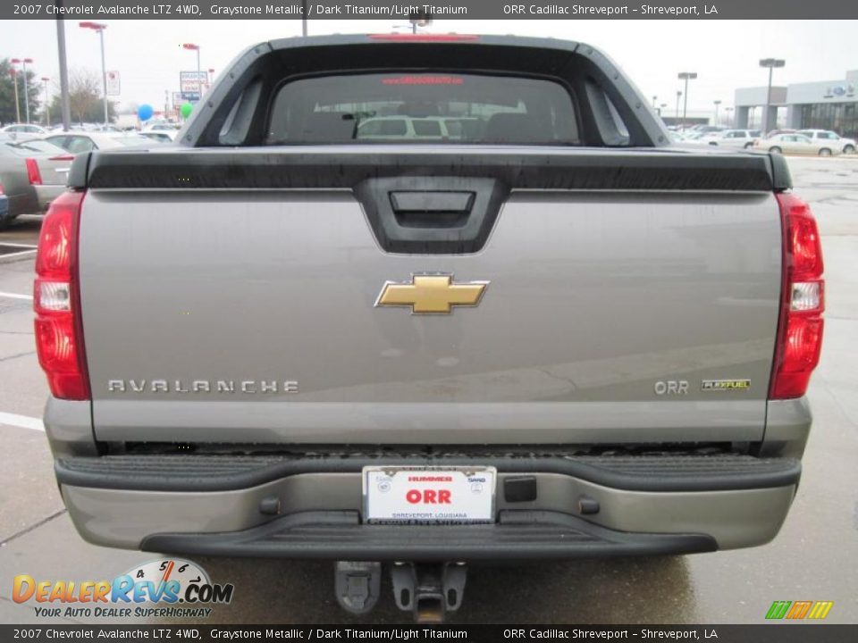 2007 Chevrolet Avalanche LTZ 4WD Graystone Metallic / Dark Titanium/Light Titanium Photo #6