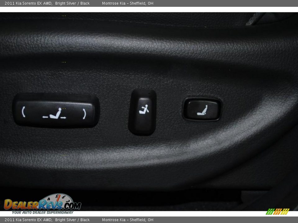 2011 Kia Sorento EX AWD Bright Silver / Black Photo #17
