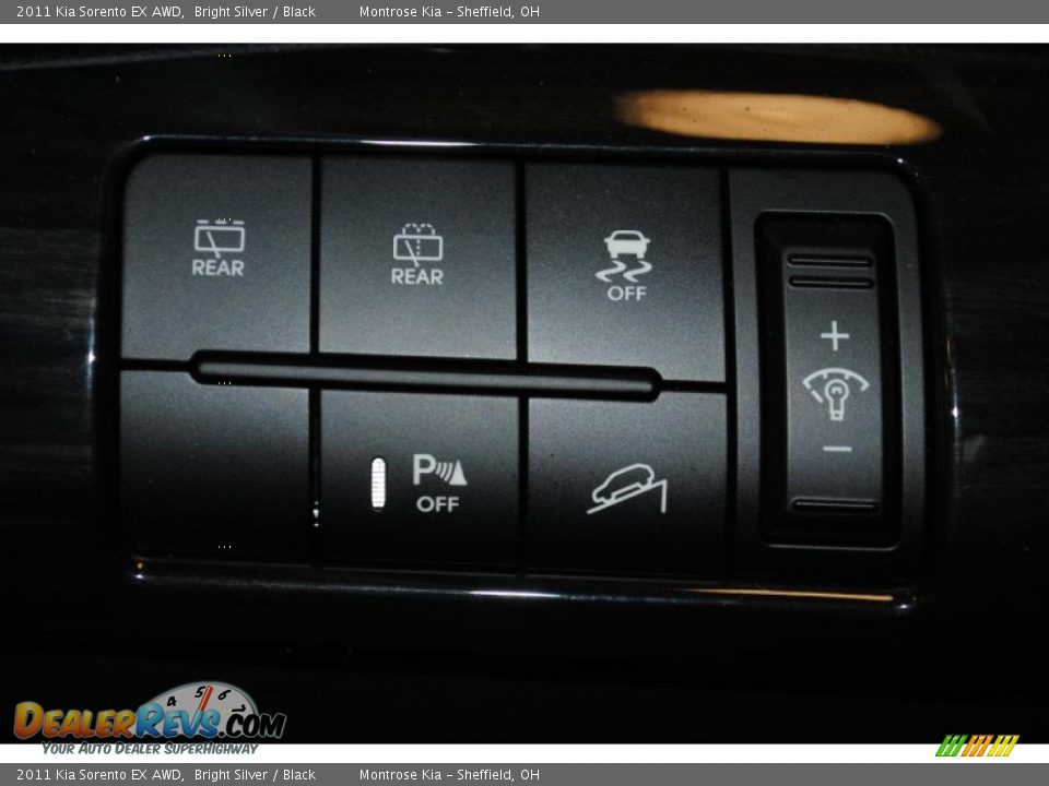 2011 Kia Sorento EX AWD Bright Silver / Black Photo #34