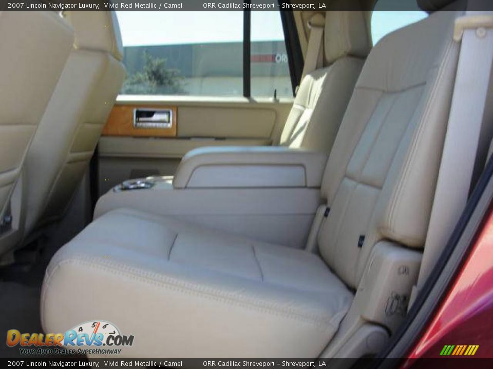 2007 Lincoln Navigator Luxury Vivid Red Metallic / Camel Photo #5