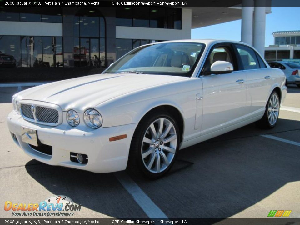 2008 Jaguar XJ XJ8 Porcelain / Champagne/Mocha Photo #1