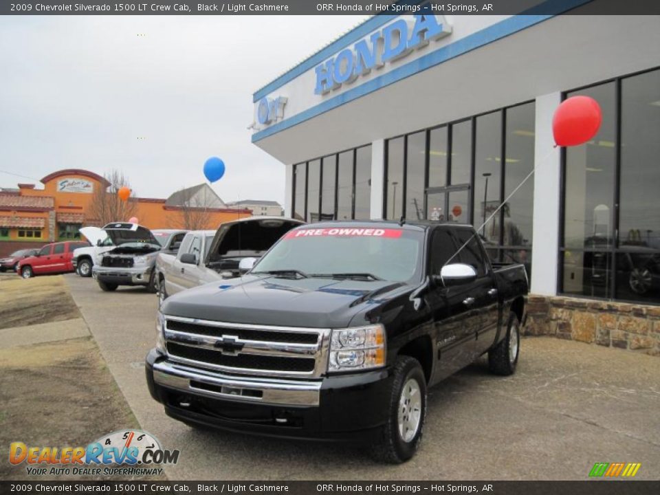 2009 Chevrolet Silverado 1500 LT Crew Cab Black / Light Cashmere Photo #1